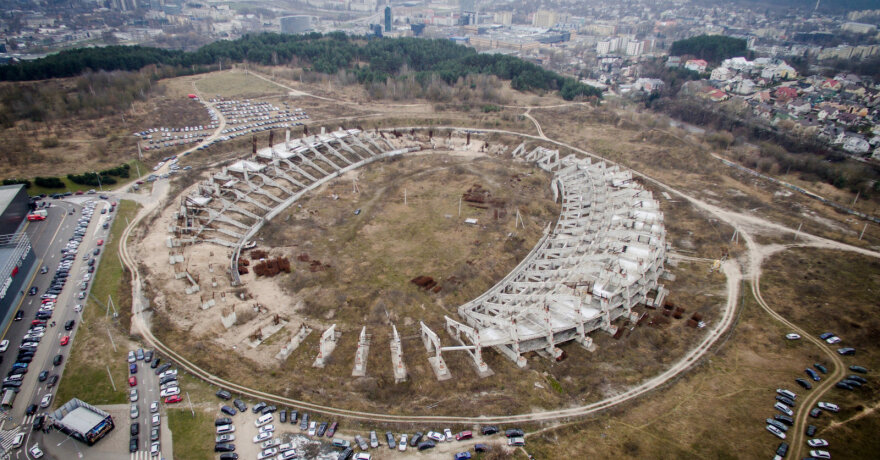 Nacionalinis stadionas – pokyčiai Lietuvoje ir pasaulyje, finansiniai statybų kaštai bei esama situacija