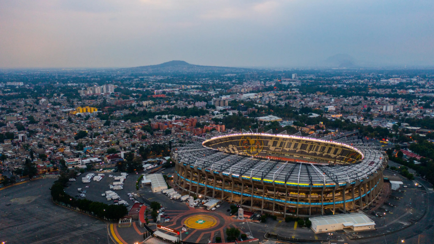 Pasaulio futbolo čempionatas prasidės legendiniame „Estadio Azteca“ stadione.