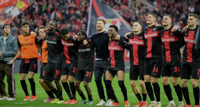 Bayer Leverkusen triumfuoja laimėdami Bundeslyga 