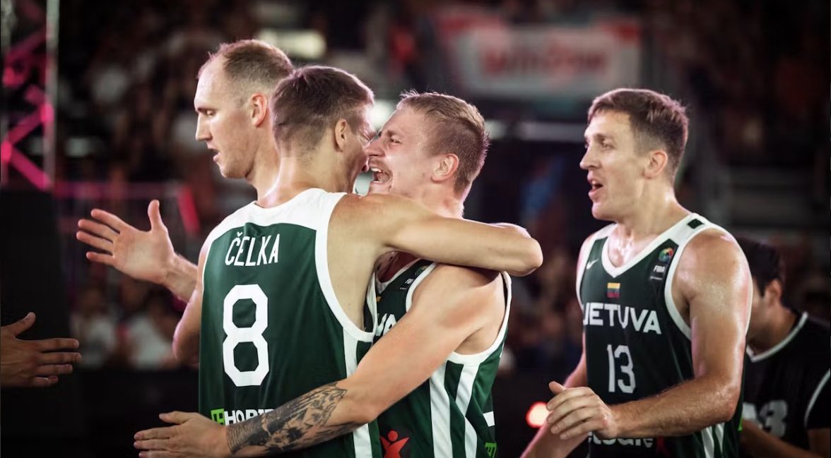 Lietuvos 3x3 krepšinio rinktinė triumfuoja 