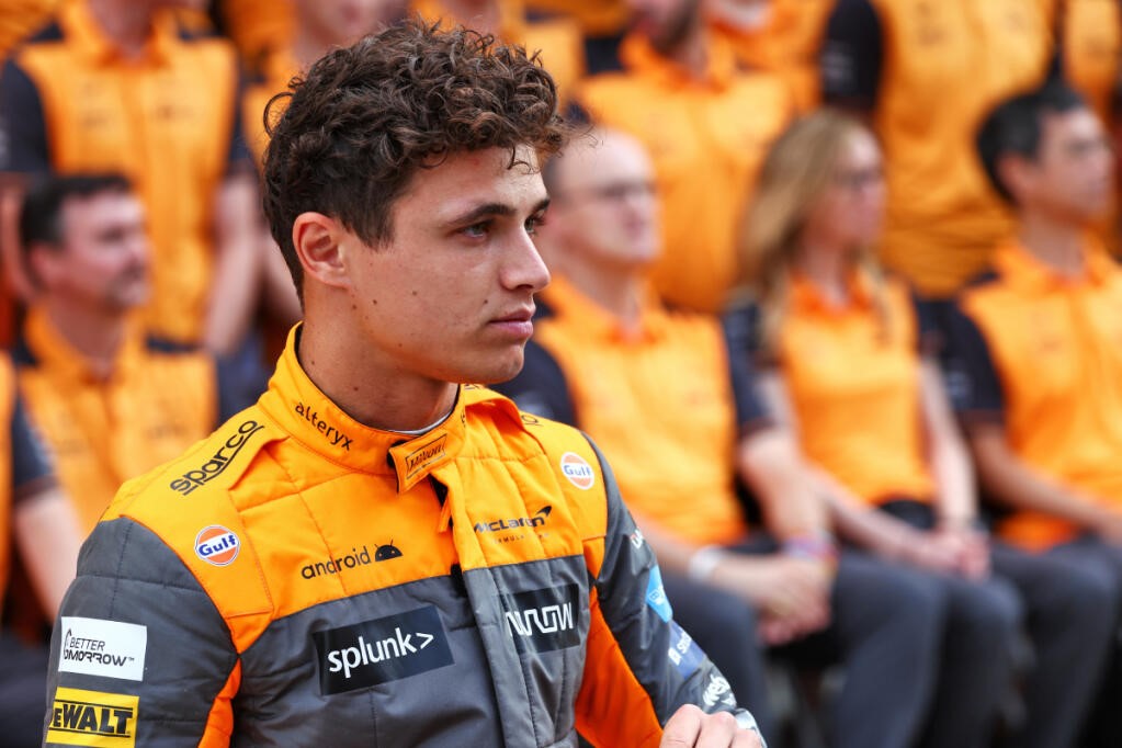 Lando Norris žiuri susikaupes 