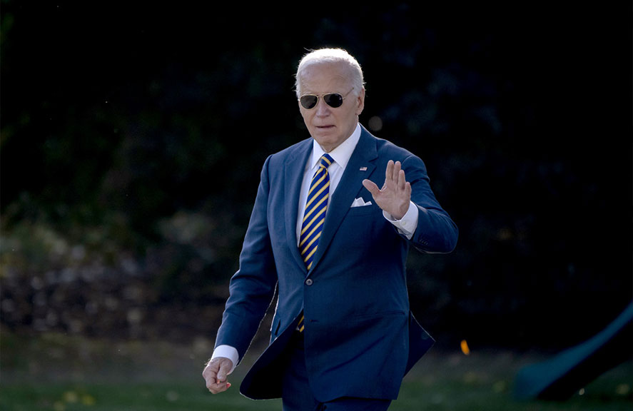 J. Biden eina ir mojuoja