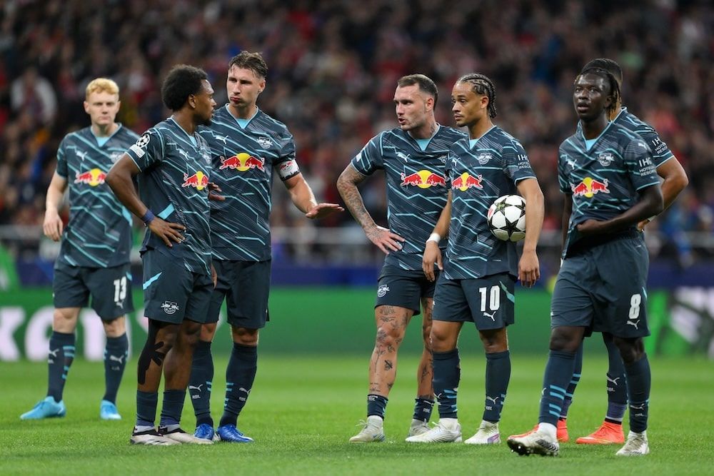 RB Leipzig komanda stovi aikštelėje 