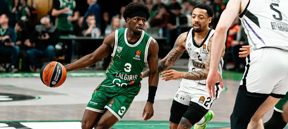 Sylvain Francisco vs Carlik Jones